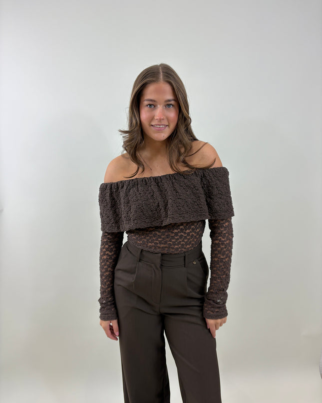 Eva off-shoulder | bruin
