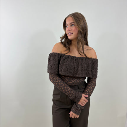 Eva off-shoulder | bruin