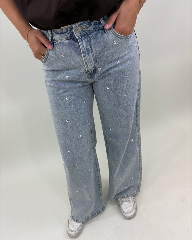  - Straight jeans met studs | Redial - Your Style Fashion